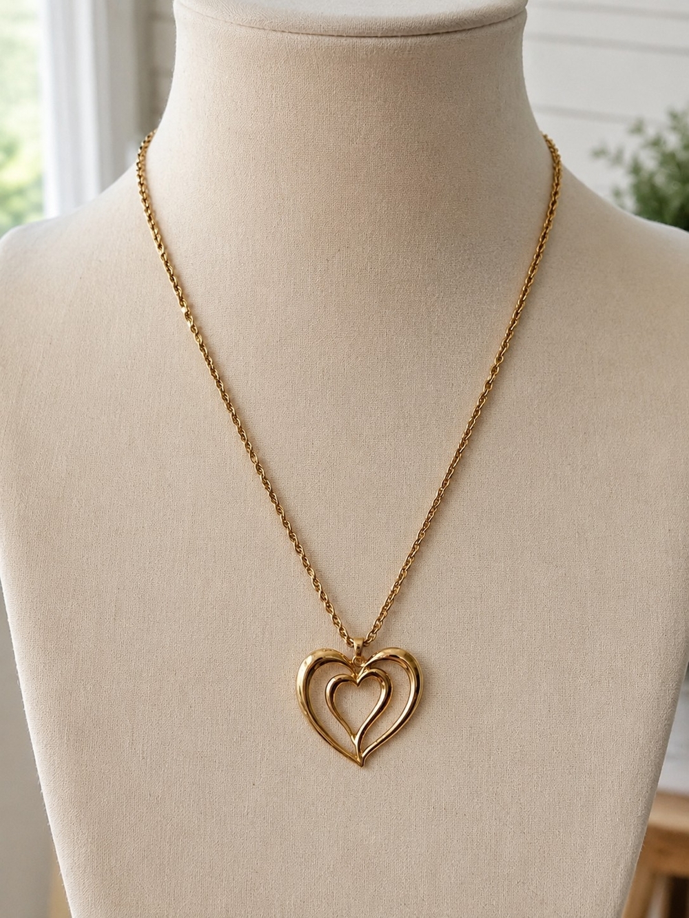 Vintage 12K Gold Filled Double Heart Necklace 1/20 GF Rope Chain Romantic